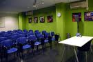 20100909030638-aula-barcelona.jpg